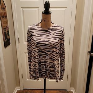 Women's NWT luxurious feeling sweater with side zippers and a crew neck top